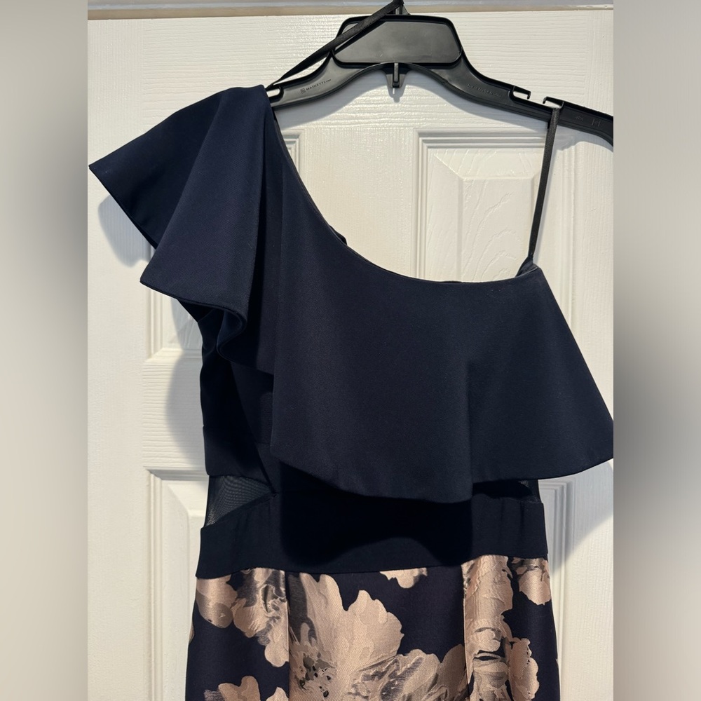 One-Shoulder Brocade Gown for Wedding or Party - Blue and Pink - size 2 - Picture 4 of 17